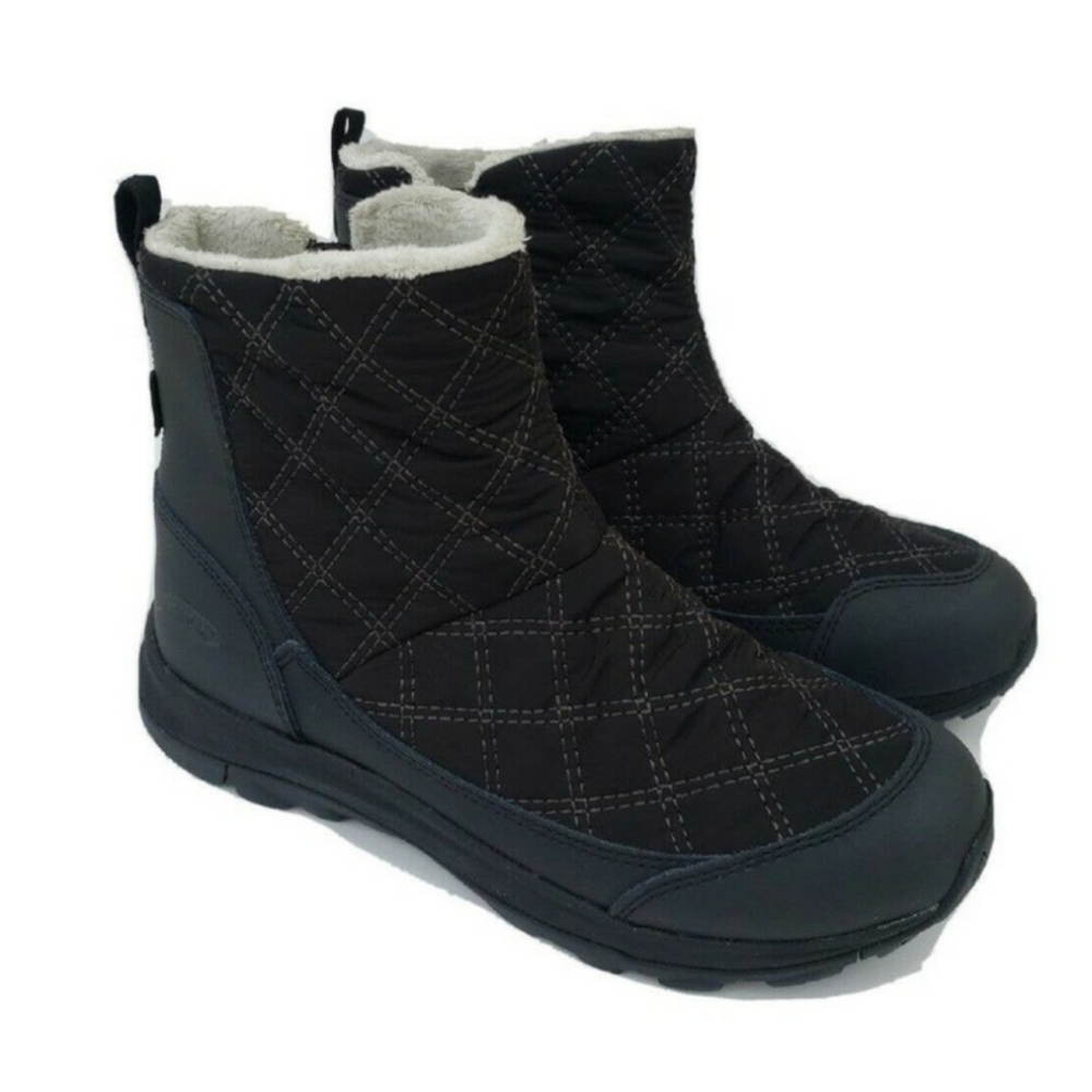 KEEN Terradora Il Wintry Women's Boots Size 9 Black Waterproof Pull-on Quilted